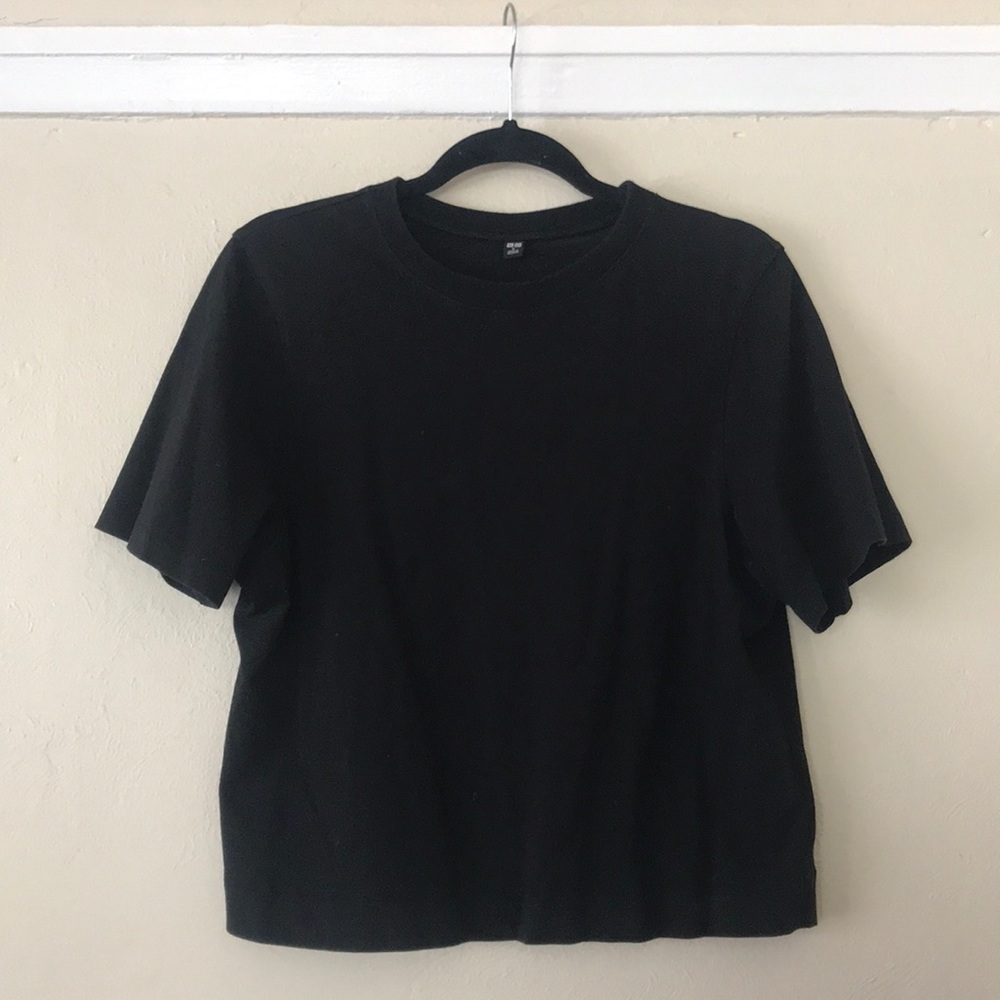 Uniqlo Crew Boxy Tee - Size S, Black